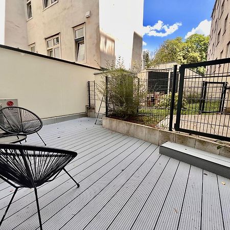 וינה Premium Apartment With Terrace, A/C, Free Wifi And Netflix מראה חיצוני תמונה